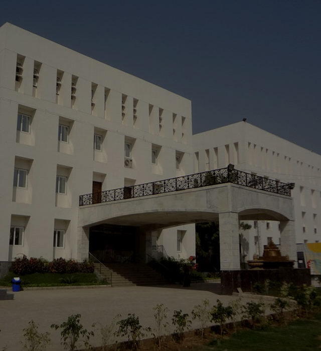 KARNAVATI-SCHOOL-OF-DENTISTRY-UIFM-STRY-BUILDING-Ahmedabad